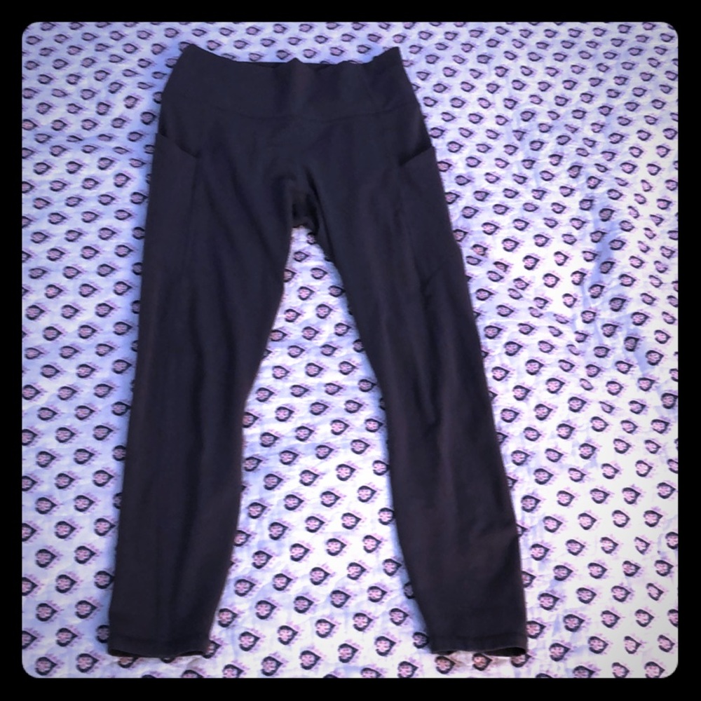 Fabletics leggings.